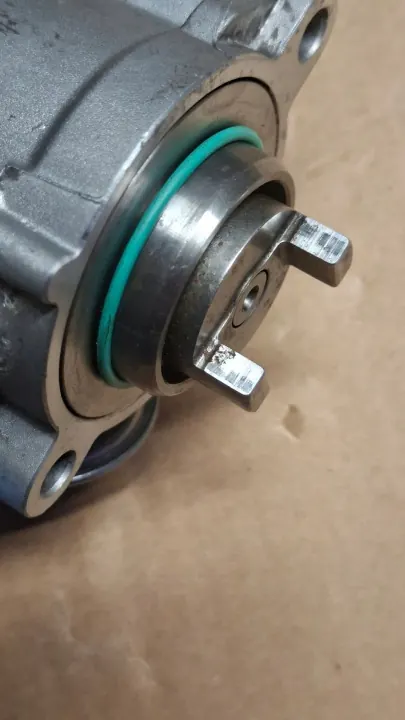 Mercedes Kraftstoffpumpe OEM A2710703401 - Gebraucht image 6