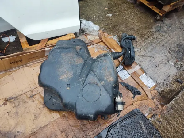 Bränsletankpump OEM 1K0201085M - Begagnad Volkswagen image 10