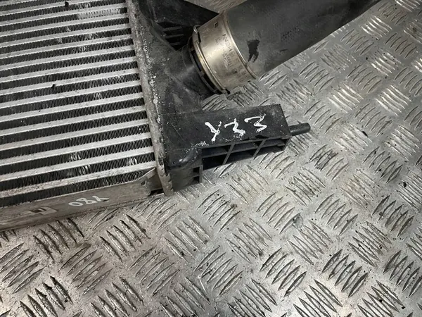 Nissan OE 144613ZU0B Radiatore di raffreddamento motore image 3