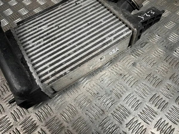 Nissan OE 144613ZU0B Radiatore di raffreddamento motore image 8