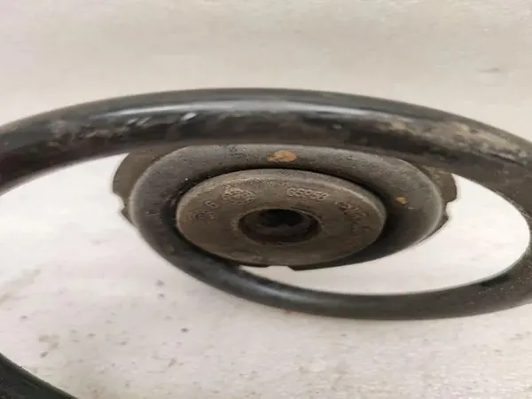 Fahrwerksfedern Porsche Macan 2016 OEM 95B511115 image 3