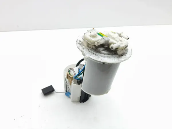 TOYOTA PRIUS PLUG IN PRIME POLTTOAINEPUMPPU image 6