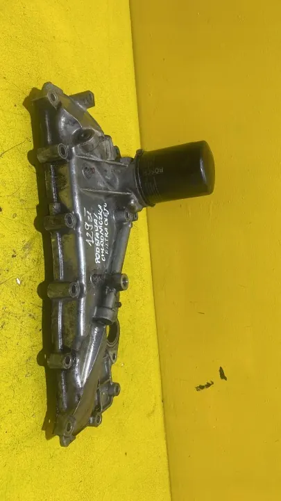Base de filtre refroidisseur d'huile Ford Ranger IV OEM image 4