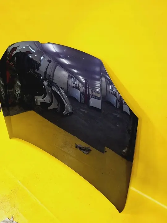 Tampa do motor VW Golf V HB 5D LC4V DRC87601 image 2