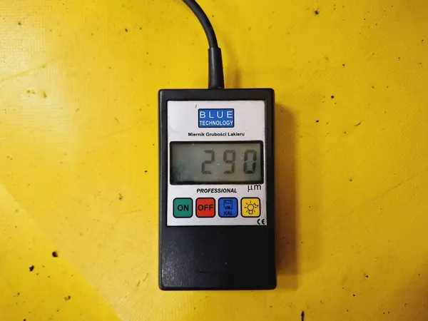 Tampa do motor VW Golf V HB 5D LC4V DRC87601 image 6