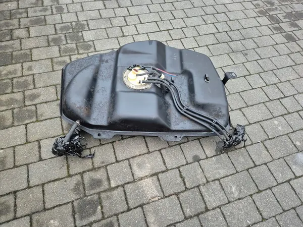Réservoir de carburant Mercedes A-Class W168 1997-2004 image 1