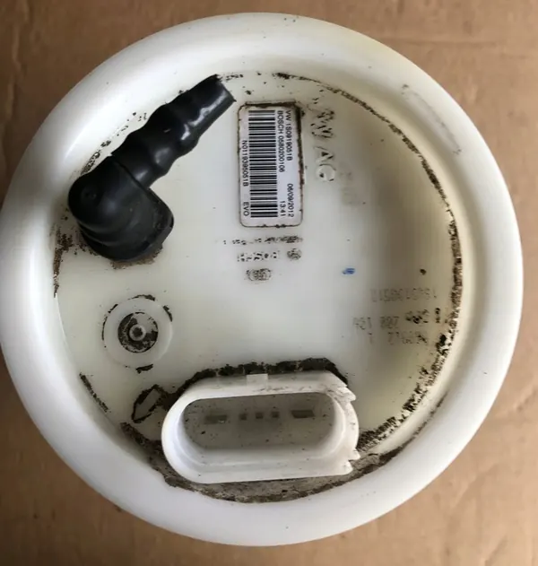 Bomba de combustível VW Up Seat Mii Skoda Citigo 1S0919051B image 2