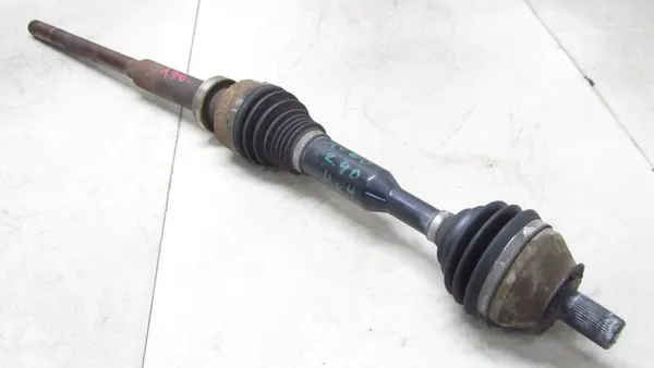 VOLVO XC60 2.4 Höger Framskaft 31367556 image 2