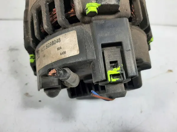 VW POLO 9N 1.2 12V Alternator Valeo SG9B048 image 8