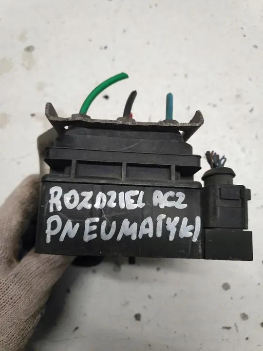 Válvula eletromagnética para suspensão Audi A8 D3 image 2