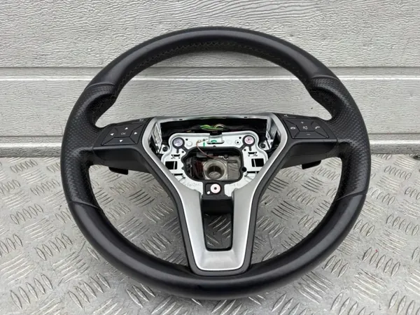 Volant OEM IG AUTO PEŁCZYN pour Mercedes Classe A image 2