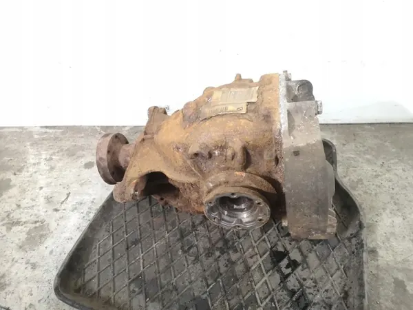 BMW Bakaxel differential OEM 7527096 för 5-serien image 5