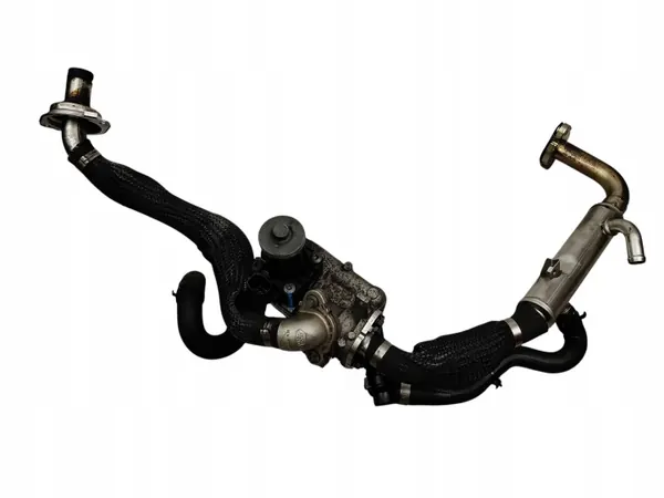 Arrefecedor EGR usado OEM 704924050 para Jaguar XE image 2