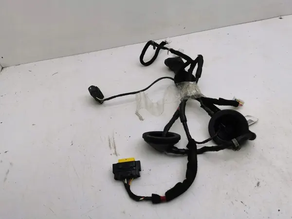 Hyundai i40 2013 Vasemman oven johdotus OEM image 3