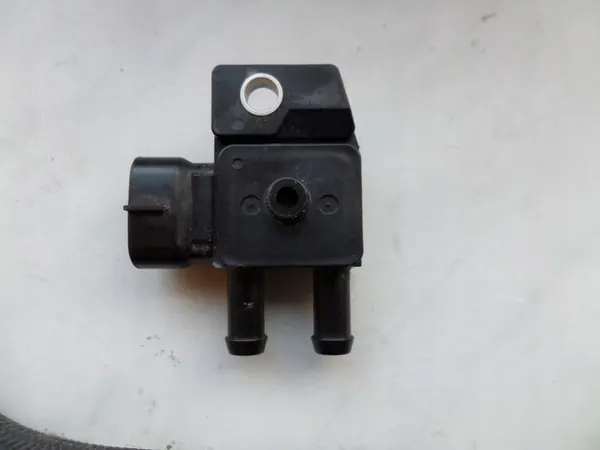 Sensor de pressão DPF Yaris 3 Auris 1.4 D4D OEM image 5