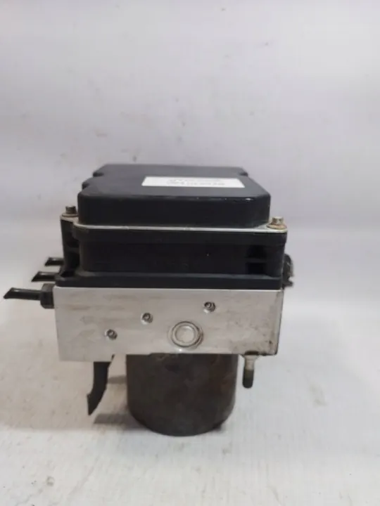 Pompe de frein ABS Audi OEM 4F0910517E - Occasion image 3