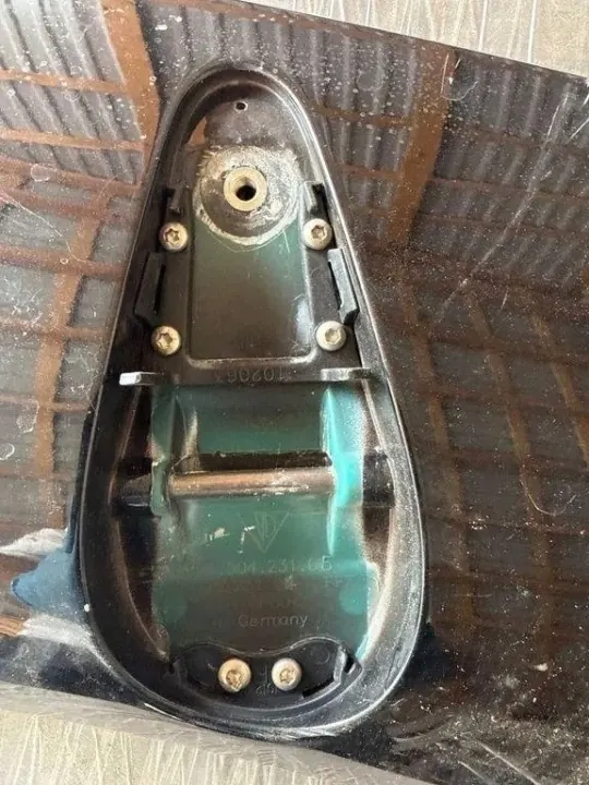Spoiler Porsche 911 991 OEM 99150423105 - Usado image 3