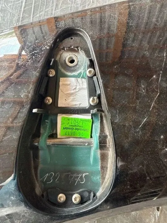 Spoiler Porsche 911 991 OEM 99150423105 - Usado image 4