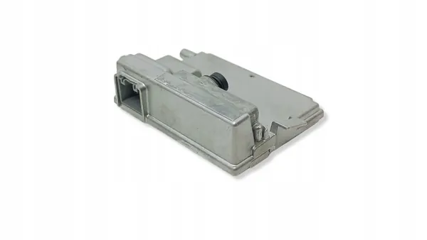 Käytetty etukamera OEM 1EA980654L Cupra Bornille image 5