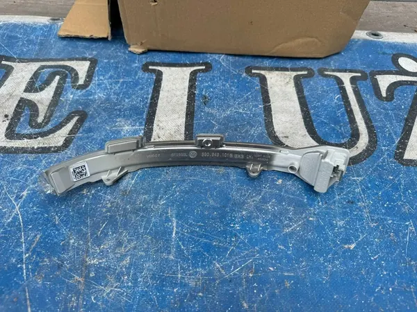 Indicador de espelho esquerdo VW Golf VII 5G0949101B image 2