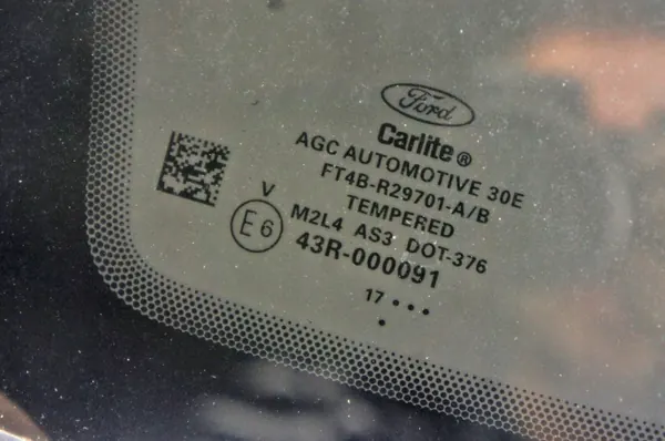 OEM UV518 FT4B-R29701-A/B achter rechts glas Ford Edge image 6