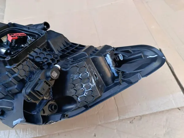 Oikea Etuvalaisin Renault Captur I Lift 2017-2019 image 9