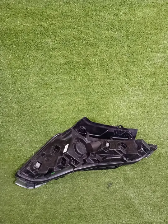 Oikea etuvalo DRL OEM CSC28355 Hyundai Tucson image 4
