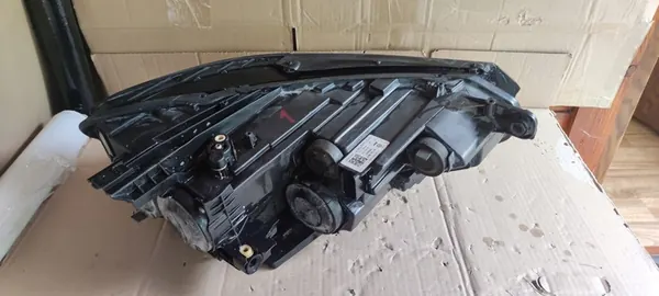 Etupolttimo VW Passat B8 3G1 image 9