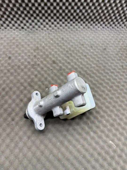 Rempomp OEM 46010CD027VV voor Nissan 350Z image 3