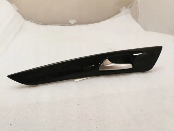Mercedes-Benz CLS C218 achterdeurbekleding OEM A2187302380 image 2