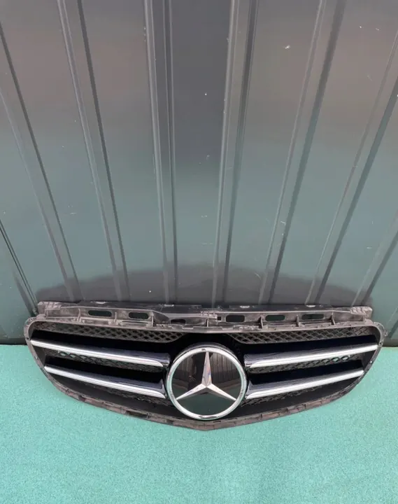 Griglia anteriore Mercedes E-Class W212 Lift A2128851400 image 3