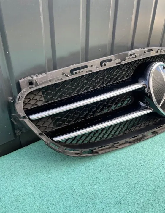 Griglia anteriore Mercedes E-Class W212 Lift A2128851400 image 4