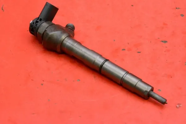 Injector OEM 0445110369 para VW Passat CC 2.0 TDI image 6
