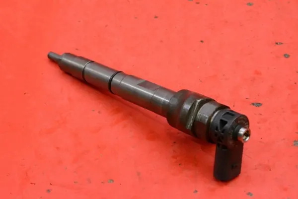Injector OEM 0445110369 para VW Passat CC 2.0 TDI image 8