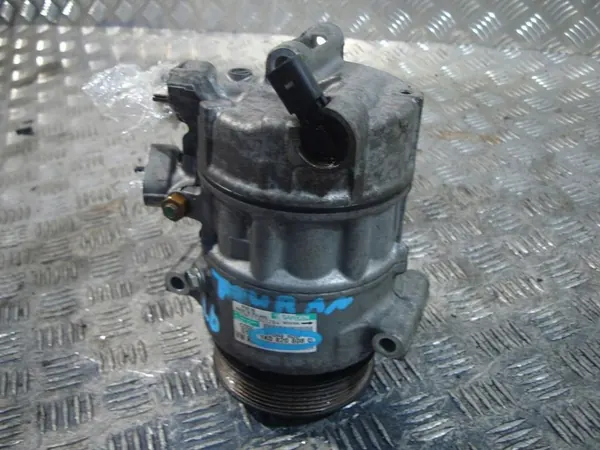 Volkswagen OE Ilmastointikompressori image 3