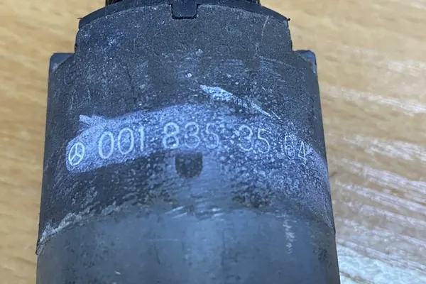 Pompa acqua MERCEDES-BENZ E (W210) 2.2L diesel image 4