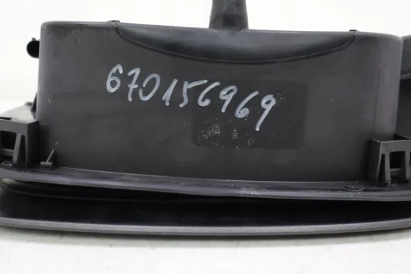 Maserati Grecale bränslelucka OEM 670156969 image 4