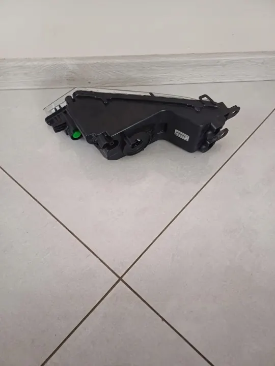 Farol Halogéneo Esquerdo OEM 5NA941699A para VW Tiguan image 7