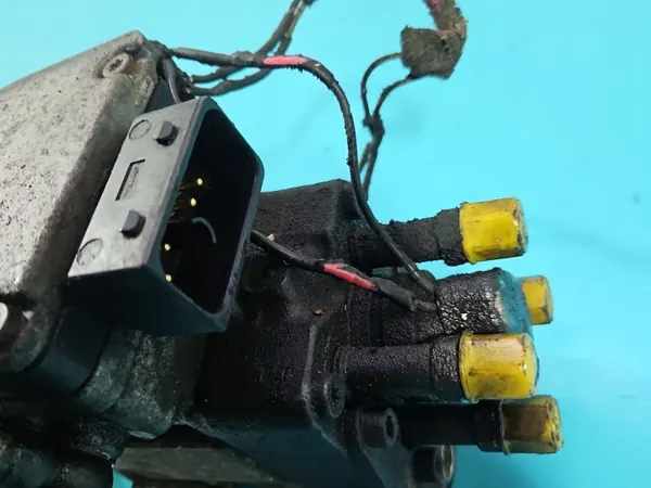 Injection Pump Ford Transit 00-06 2.0 TDDI OEM 0470004004 image 5