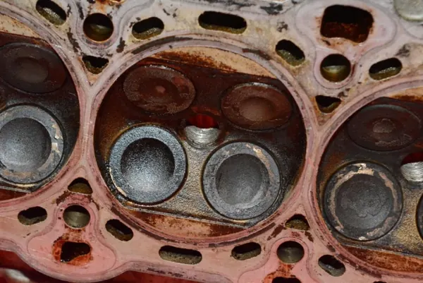Culata Motor OEM 55568426 para Opel Astra III 1.4 image 10