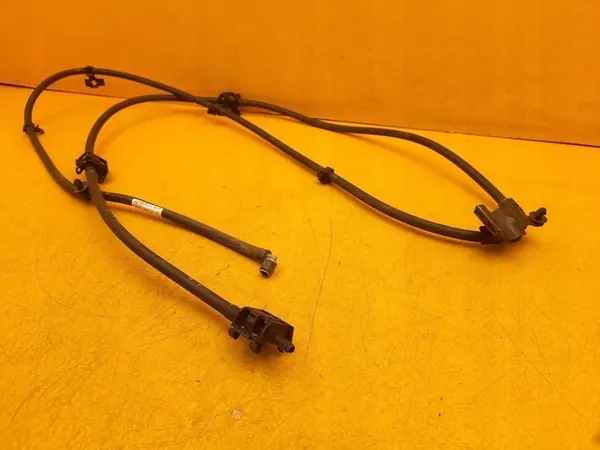 Tuyau de pulvérisation Mercedes Benz CLA 118 A1778600100 image 1