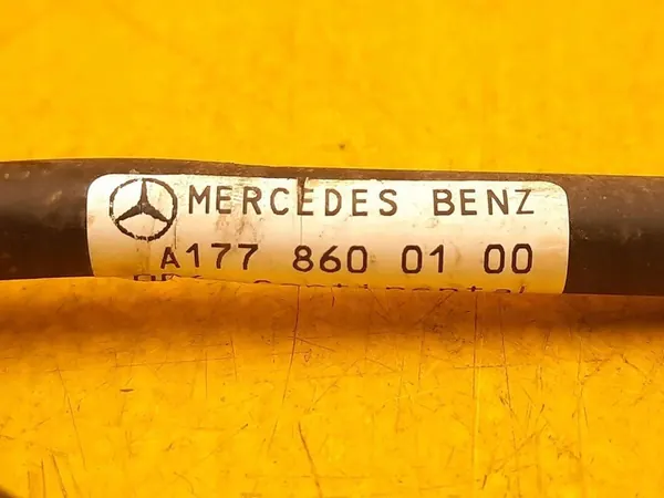 Tuyau de pulvérisation Mercedes Benz CLA 118 A1778600100 image 3