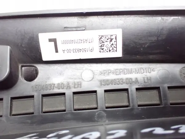 Joint OEM 1504933-00-A Capot Gauche Tesla Model 3 image 3