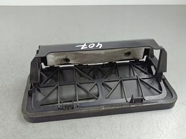 Grille d'aération Mazda OE OEM FOB56272 - Occasion image 3