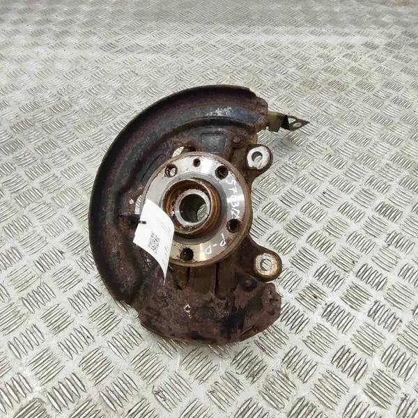 Snodo anteriore destro VOLVO V70 III 31201286 image 2