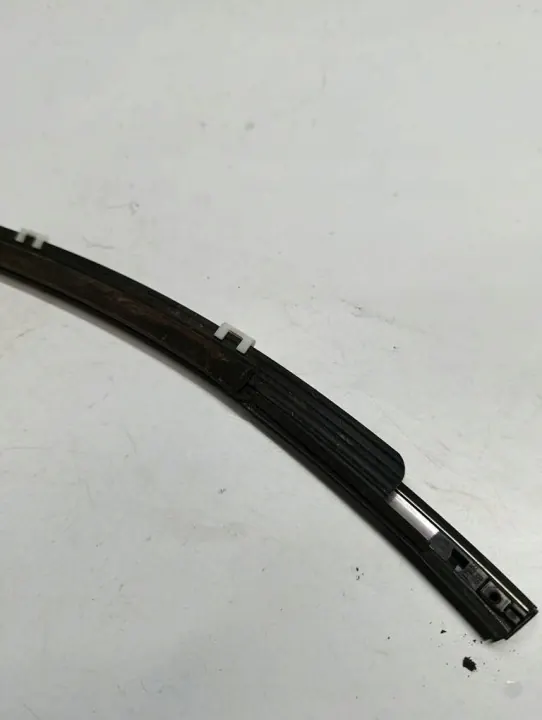 KIA Ceed II Raspador Puerta Izquierda Trasera Cromo OEM 51awf598 image 5