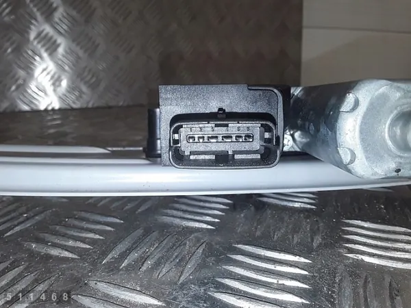 Fensterheber Opel Crossland OEM 1137329068 image 3