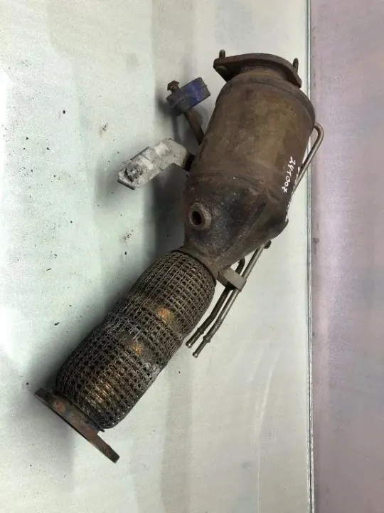 Gebrauchter Katalysator OEM 1988220X für Volvo image 2