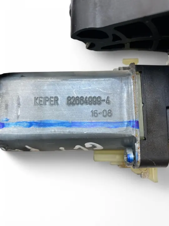 Mercedes-Benz GLS sitsmotor OEM 66679978 image 10