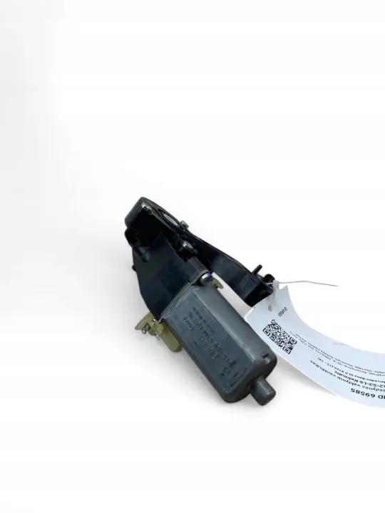Mercedes-Benz GLS sitsmotor OEM 66679978 image 8